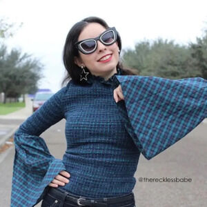 Petersyn Smocked Paris top Navy plaid 3887